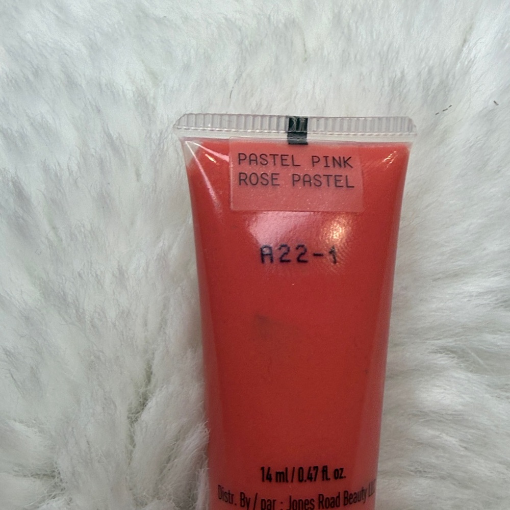 💋NWOB💋 JONES ROAD Cool Gloss in Pastel Pink -Discontinued